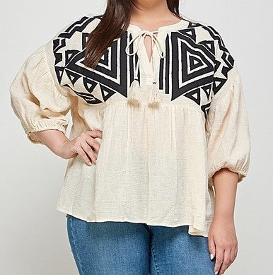 Plus Size - Embroidery Patch Detail Loose Fit - Cream
